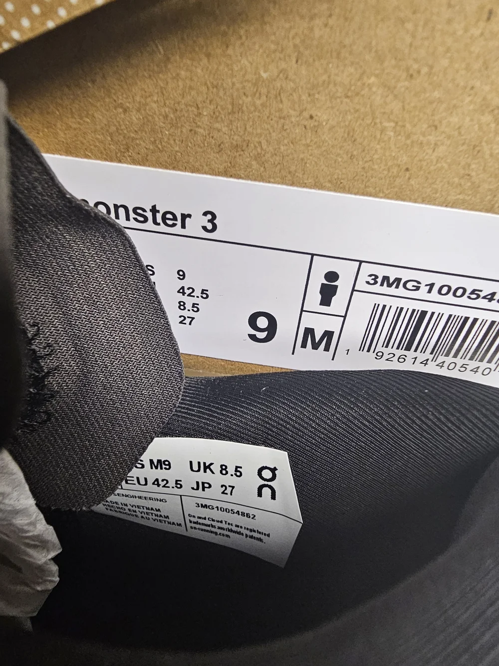 On Running Men's Cloudmonster 3 Black/White Running Shoes